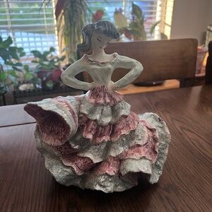Charming Ceramic Flamenco Dancer Figurine - Pink and Cream